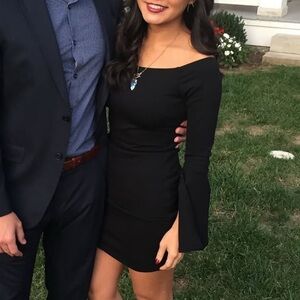 Lulus XS Black Long Sleeve Bodycon Dress